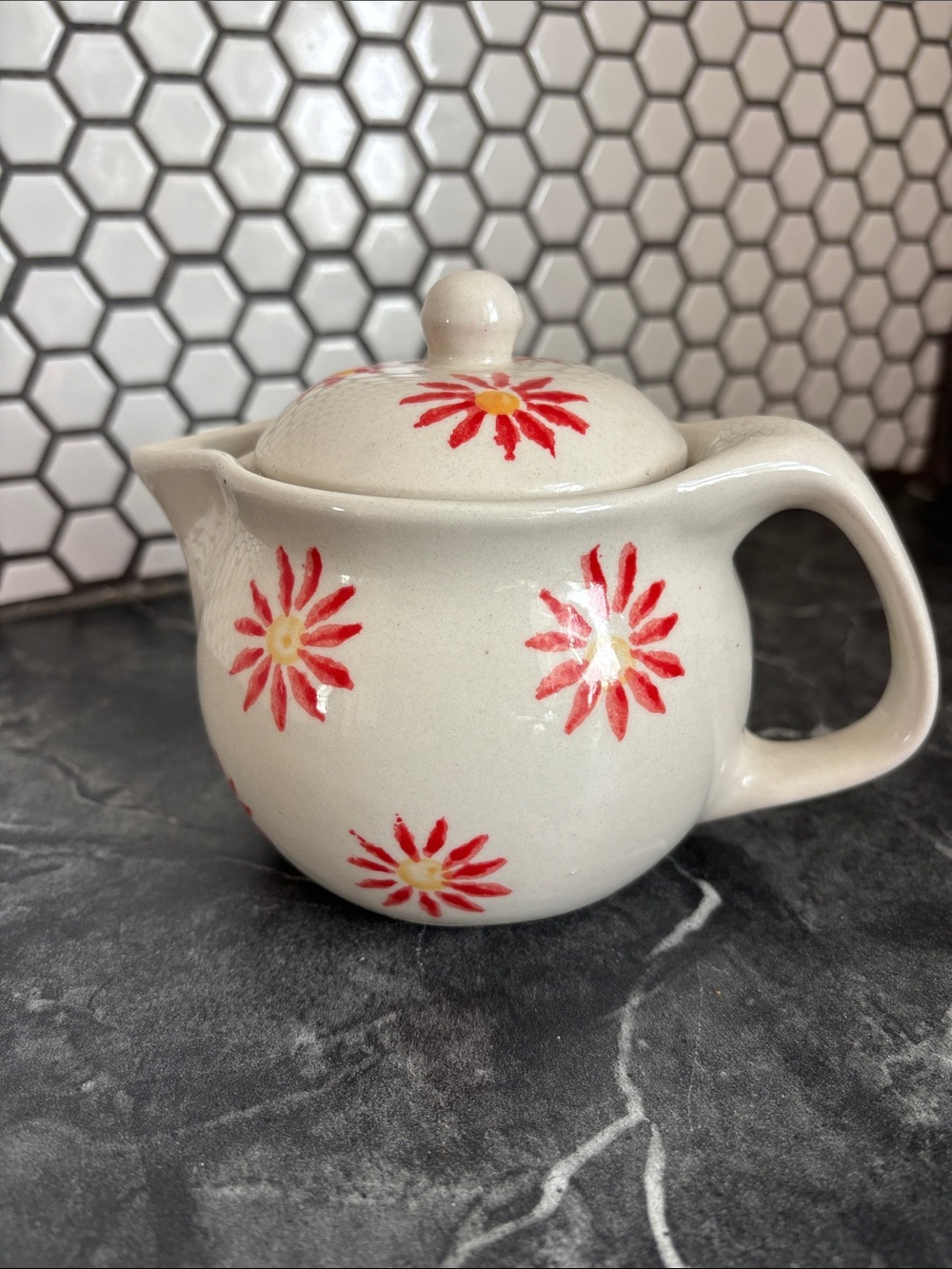 White Ceramic Teapot with Red Daisy Motif